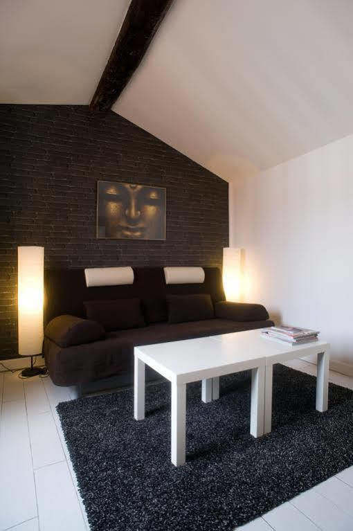 Studio Ivry Лион Екстериор снимка