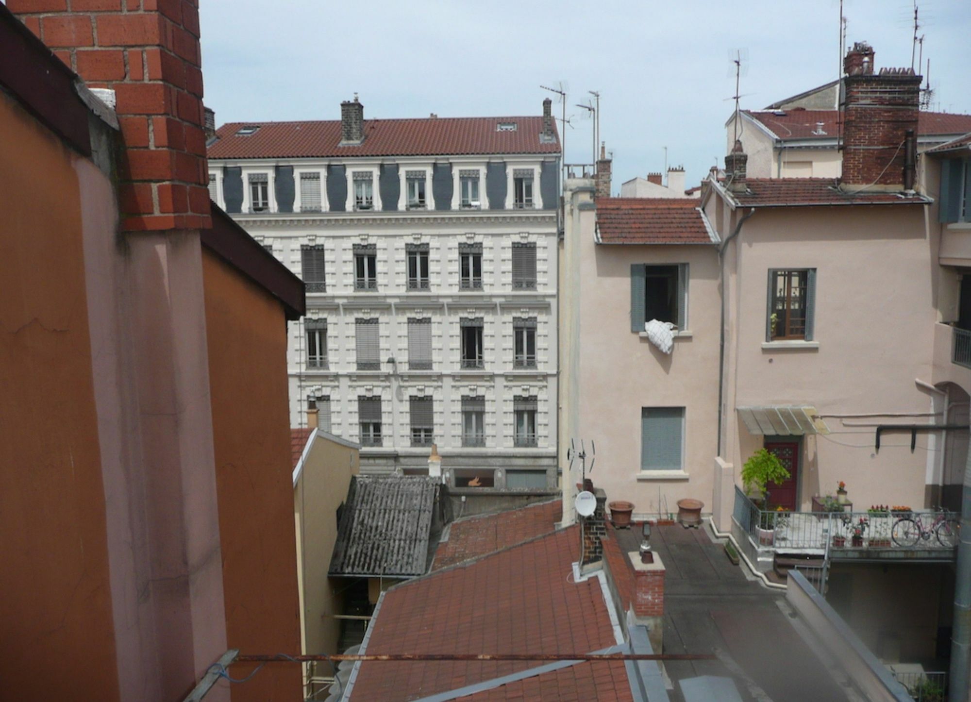 Studio Ivry Лион Екстериор снимка